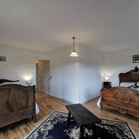 펜션 Maison De Charme A Domeyrat: Jardin, Balades, Confort Et Animations Culturelles - Fr-1-582-334 Domeyrat