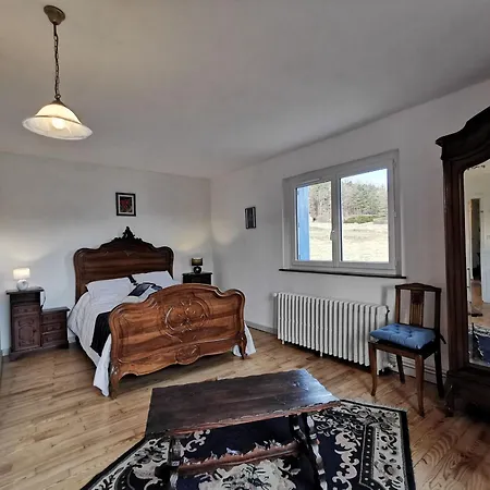 Maison De Charme A Domeyrat: Jardin, Balades, Confort Et Animations Culturelles - Fr-1-582-334 Domeyrat