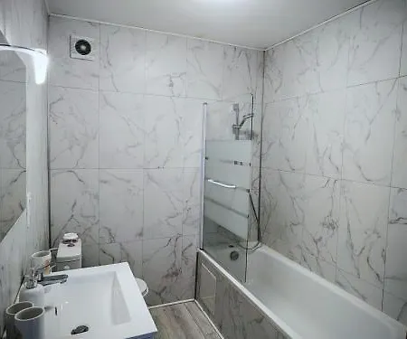 Maison De Charme A Domeyrat: Jardin, Balades, Confort Et Animations Culturelles - Fr-1-582-334 *