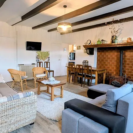 Feriehus Maison De Charme A Domeyrat: Jardin, Balades, Confort Et Animations Culturelles - Fr-1-582-334 *