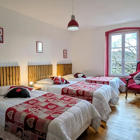 Maison De Charme A Domeyrat: Jardin, Balades, Confort Et Animations Culturelles - Fr-1-582-334 *