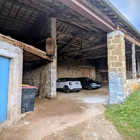 Maison De Charme A Domeyrat: Jardin, Balades, Confort Et Animations Culturelles - Fr-1-582-334 Domeyrat